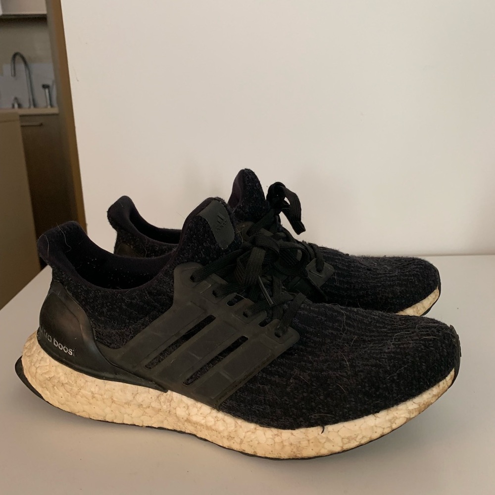 Original Black on black Ultraboosts